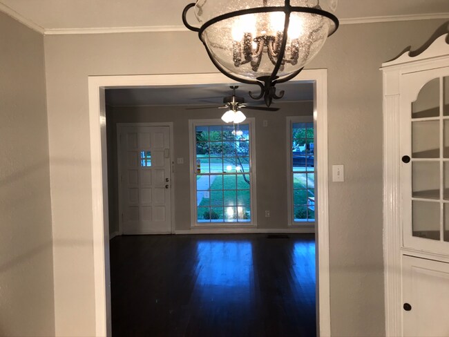 Foto del edificio - 2129 W Lotus Ave