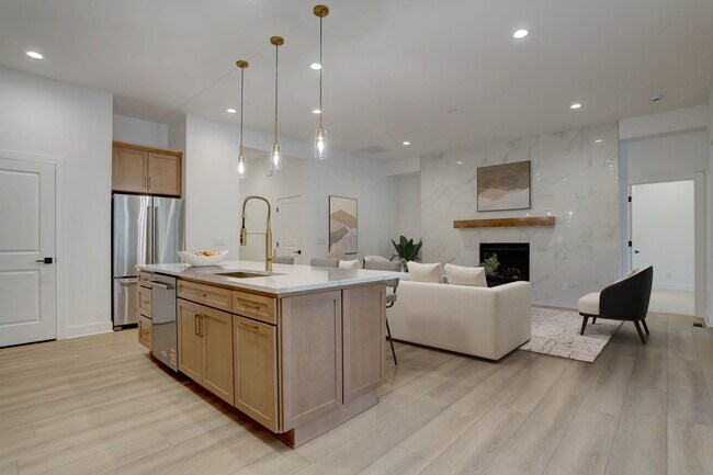 Building Photo - 7185 S Youngfield Wy