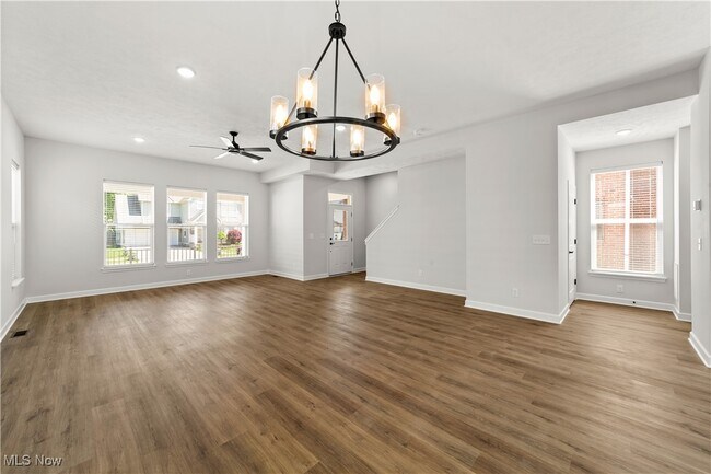Foto del edificio - 2240 E 97th St