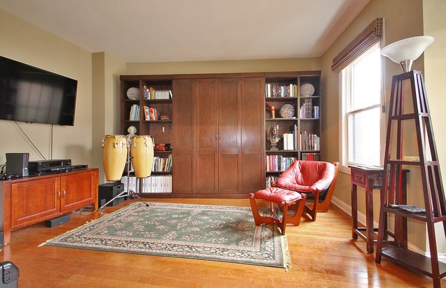 Building Photo - 1813 Admiral Ct