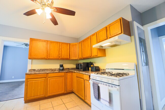 Foto del edificio - 73 Green Hill Pkwy
