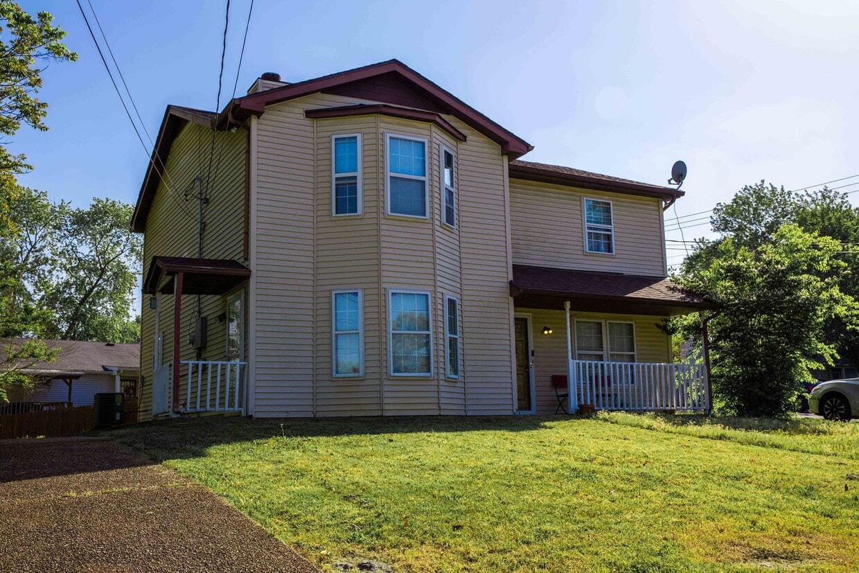 1202 Waggoner Dr, Nashville, TN 37214 House Rental in Nashville, TN