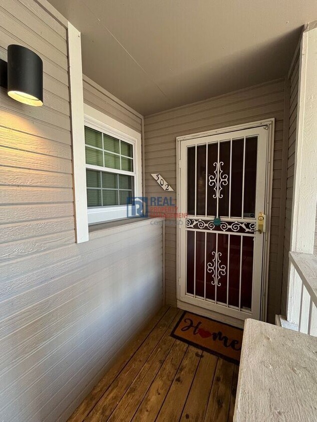 Foto principal - 5706 W Asbury Pl