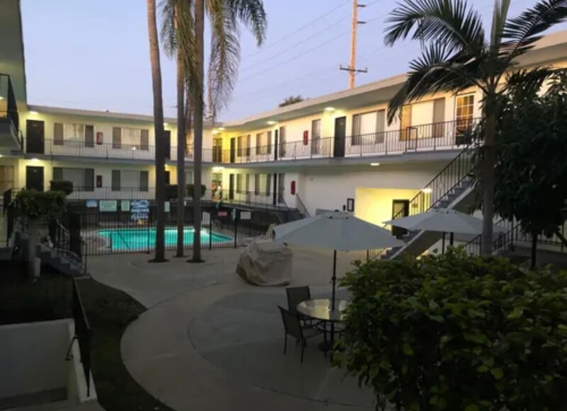 Photo - 23611 Arlington Ave (Torrance, CA)