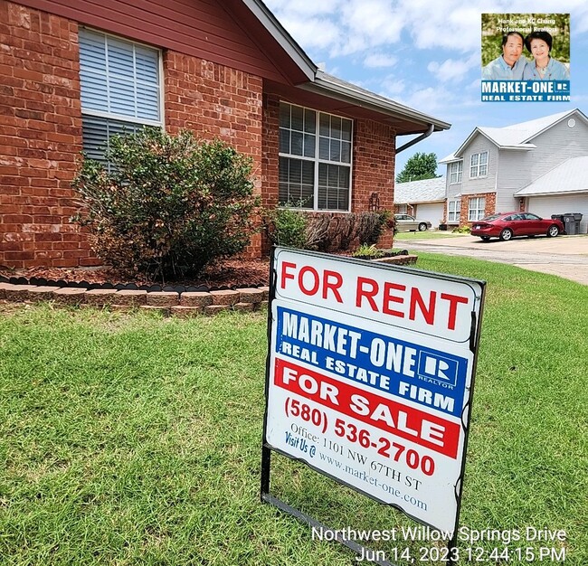 Foto del edificio - 6844 NW Willow Springs Dr