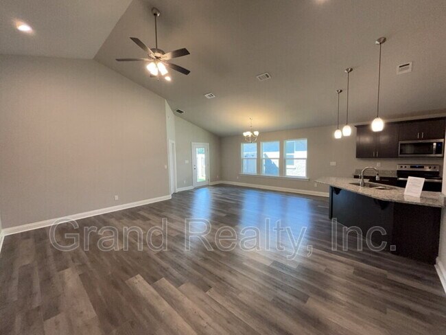 Foto del edificio - 4483 Watkins St