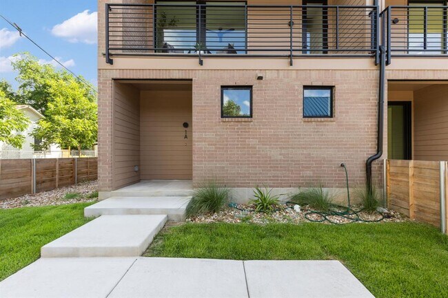 Building Photo - 3528 Gonzales St