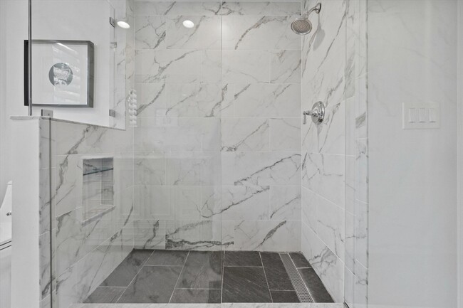 Photo - 11842 Pebblewood Dr Apartment