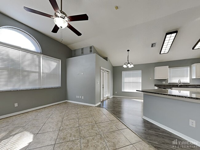 Building Photo - 8821 Key W Cir