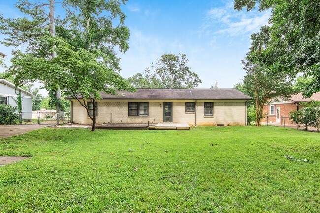 Building Photo - 11335 Chicamauga Trail SE
