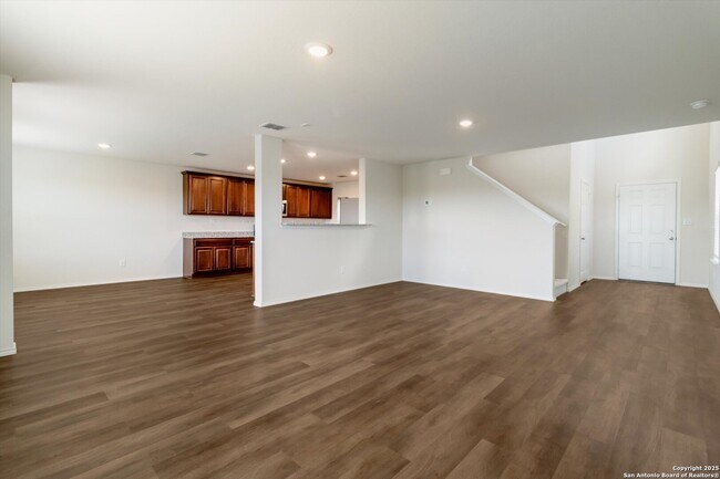 Foto del edificio - 414 Retama Pass