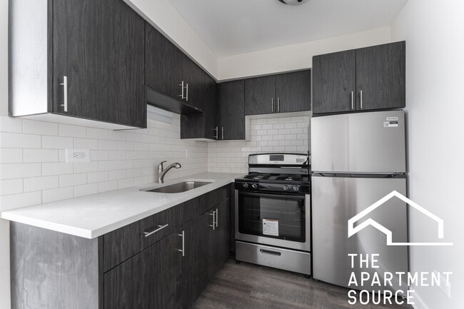 Building Photo - 6011 N Winthrop Ave