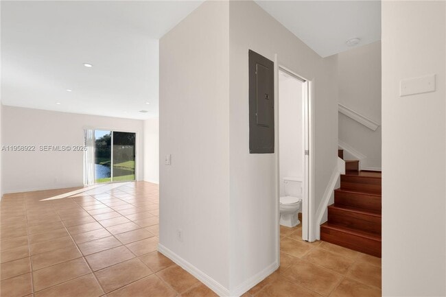 Building Photo - 5467 SW 125th Terrace