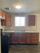 Building Photo - 542 E 200 N