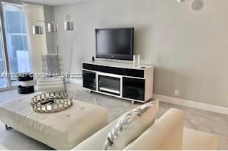 Foto del edificio - 2030 S Ocean Dr