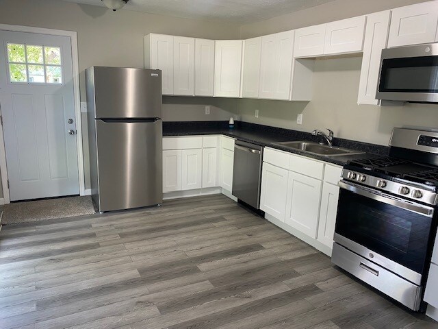 Foto del edificio - 155 Kirkwood Ave