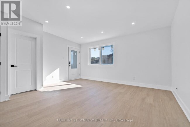 Building Photo - 598 Kirkwood Ave