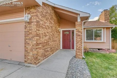 Building Photo - 6250 Northwind Dr