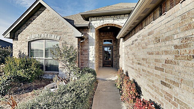 Foto del edificio - 4 Bedroom 2.5 Bathroom Home - Edmond Schools