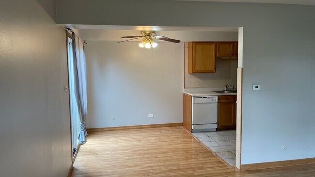 Foto del edificio - 1739 Queensbury Cir