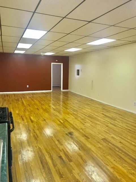 Building Photo - 542 John F. Kennedy Blvd