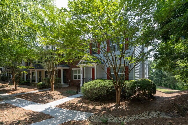 Foto del edificio - "Charming 3-Bed Home with 2.5 Baths close ...