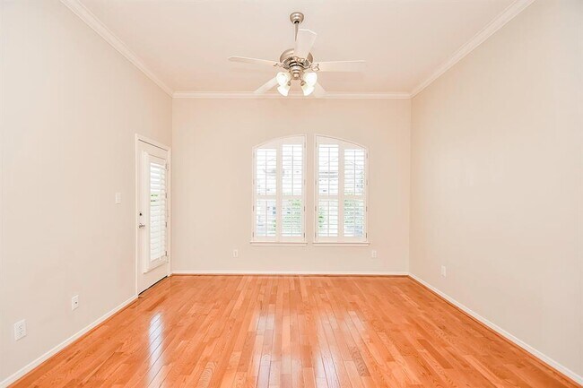 Foto del edificio - 5418 Chartres St