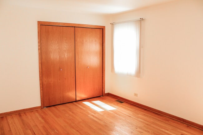Foto del edificio - 2626 73rd Ave