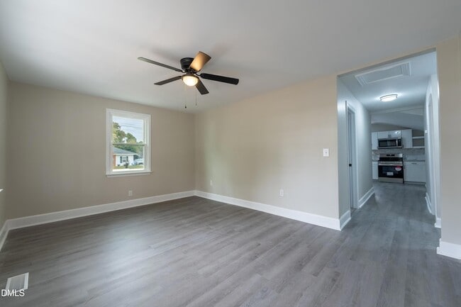 Foto del edificio - 1001 S Layton Ave