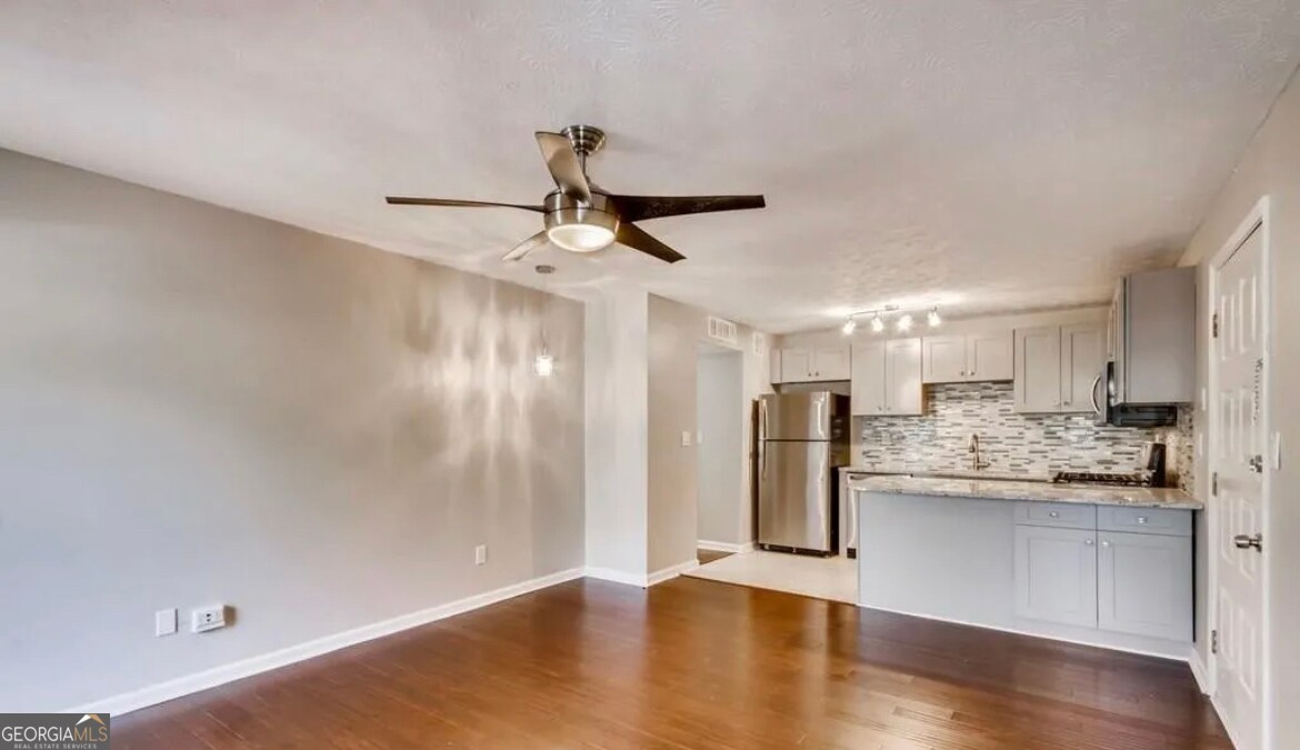 Foto principal - 918 Dunbar Dr