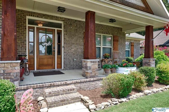 Foto del edificio - 109 Heritage Brook Dr