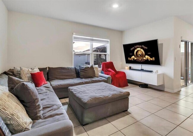 Foto del edificio - 5384 Hickory Downs Wy