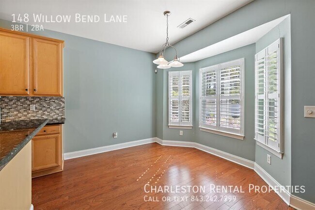 Building Photo - 148 Willow Bend Ln