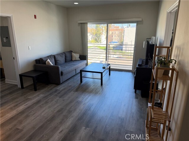 Foto del edificio - 2311 W 10th St