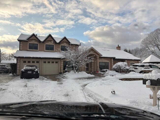 Foto del edificio - 16 Eastwood Pl