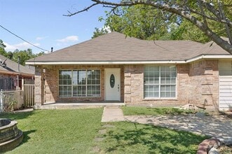 Building Photo - 5331 Gurley Ave