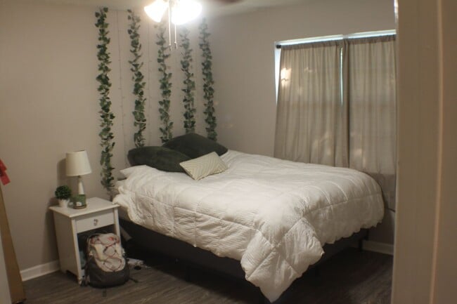 Foto del edificio - 2 bedroom close to Five Points!