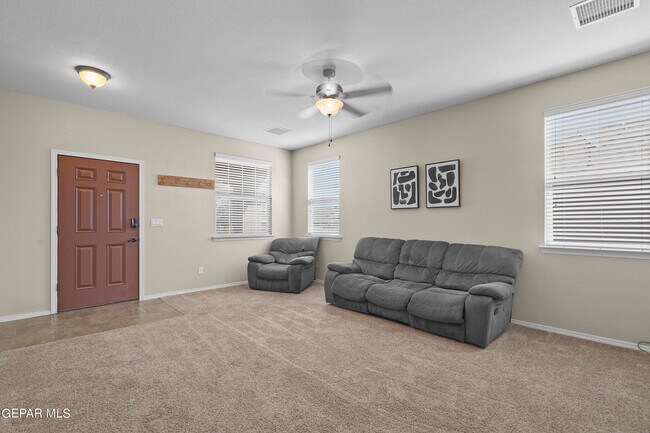 Building Photo - 14684 Oldenberg Ct