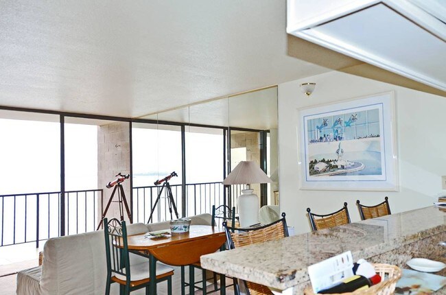 Foto del edificio - 1750 E Ocean Blvd