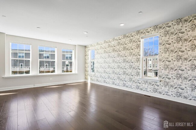 Foto del edificio - 1901 Swales Ct