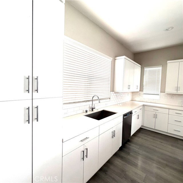 Foto del edificio - 981 E Mason Ln