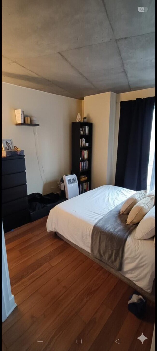 Chambre principale - 125 Ontario E