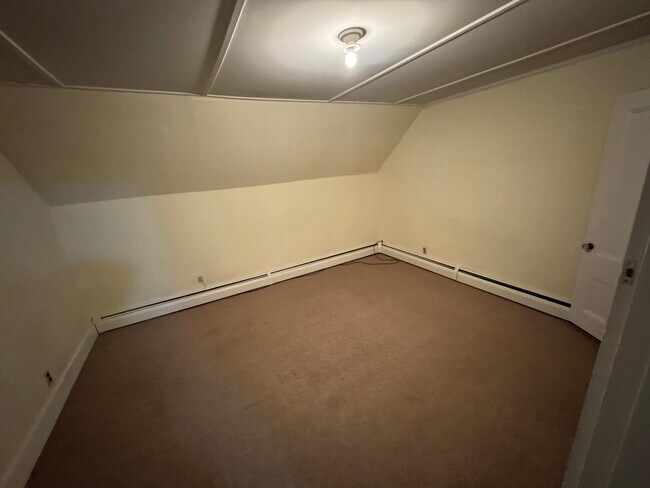 Foto del edificio - 48 Clinton Ave