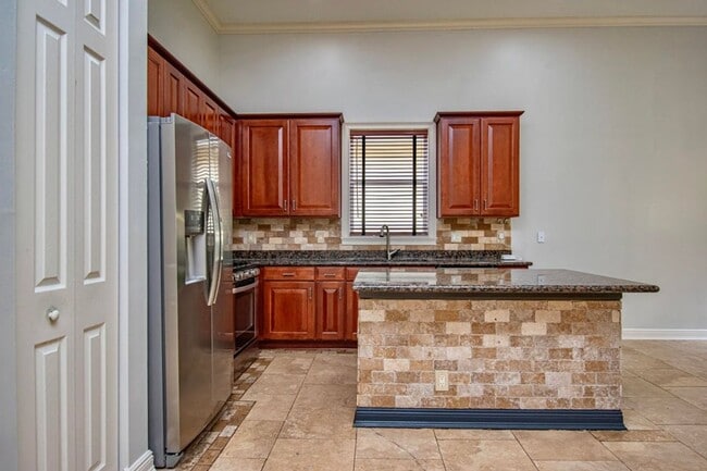 Photo - 10265 Isle Wynd Ct House