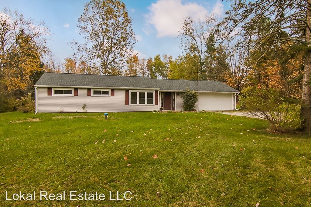Foto principal - 15938 Thomas St