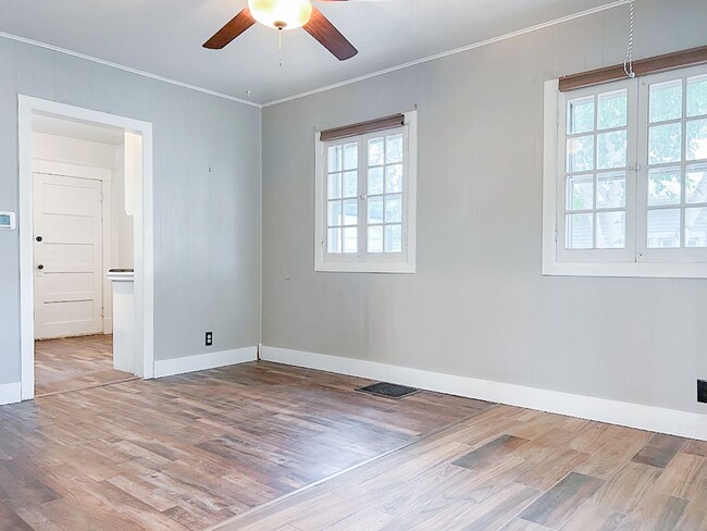 Foto del edificio - 315 Wyoming Ave