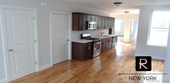 Foto principal - 495 Lincoln Ave
