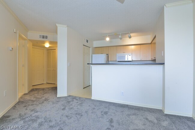 Building Photo - 8736 River Homes Lane