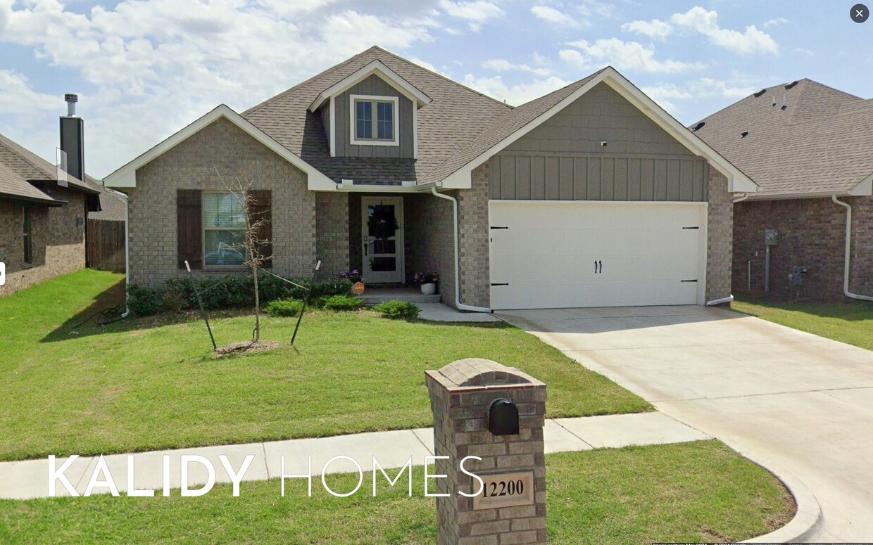 Foto principal - 12200 Ava Grace Ln