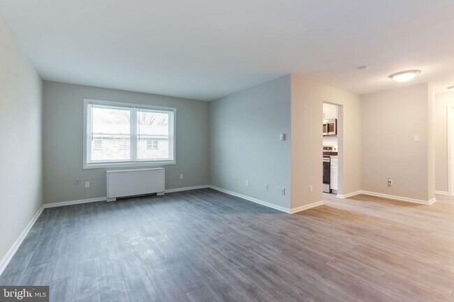 Building Photo - 4260 Buckman Rd